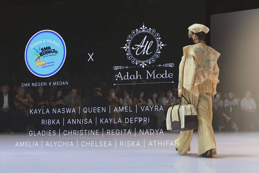 Indonesia Fashion Week 2026 -ULOS SIMETRIA-PKL ADAHMODE × SMKN 8 MEDAN#indonesiafashionweek2026